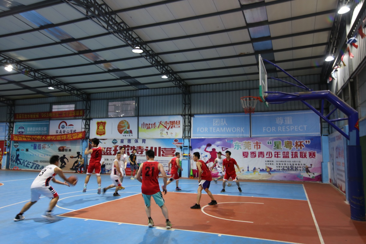 全民健身之“j9.comvs利人”兄弟友谊篮球赛