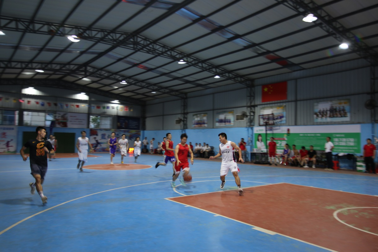 全民健身之“j9.comvs利人”兄弟友谊篮球赛
