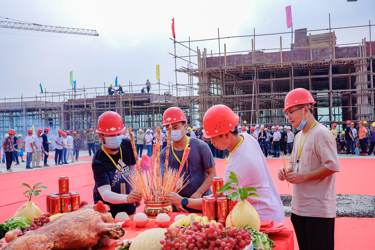 ϲѶӢƼ9ųϲ𶥡辰Ƶװ޹̿